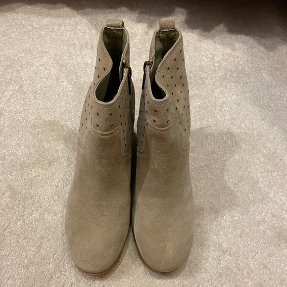 Sorel Shoes - Sorel Studded Uptown Boots—NWT